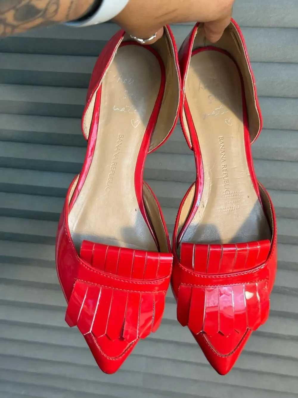 Banana Republic Red Patent Leather Pointed Toe slip on vamp flats Women’s 8